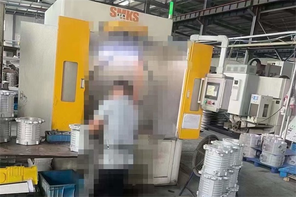 電動汽車水冷機殼流道拋光，這家企業(yè)已經上了我們3臺水粒流設備了！