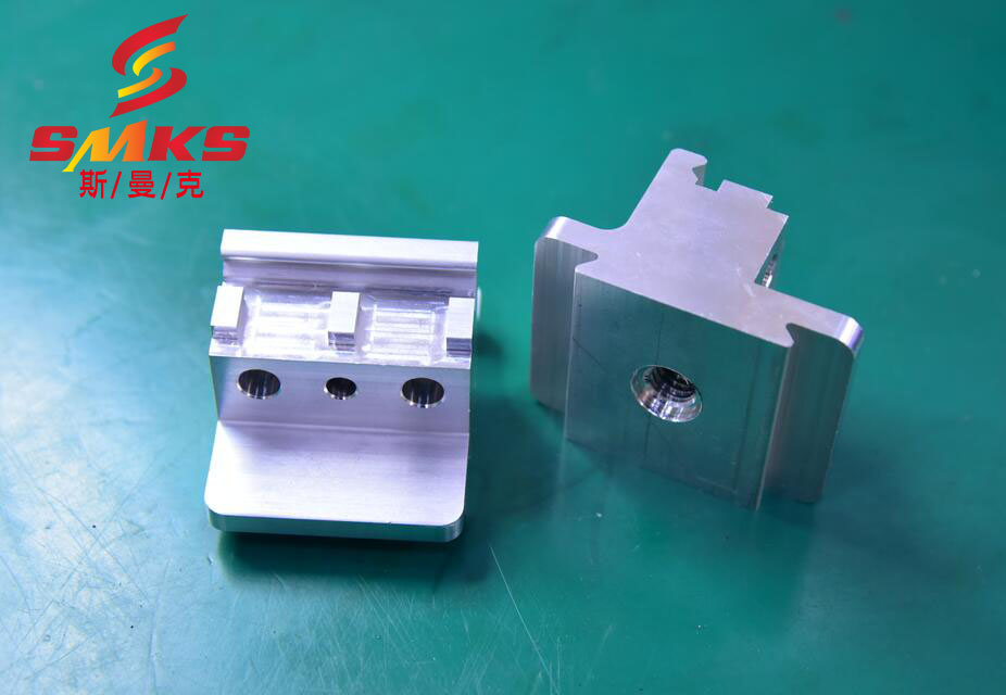 鋁合金<a href='http://aspachord.cn' target='_blank'><u>交叉孔去毛刺</u></a>最新工藝